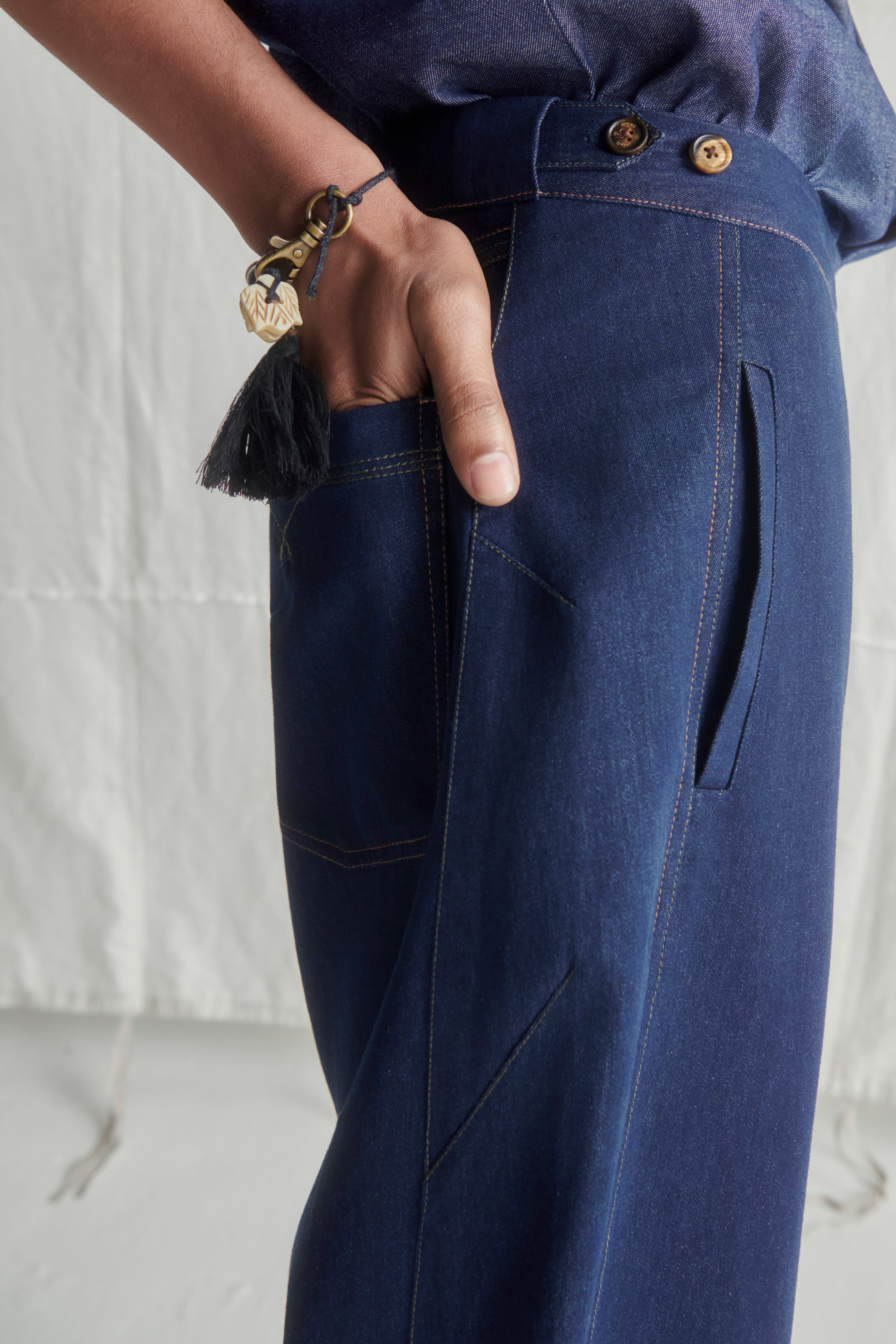 Crooked barrel pants